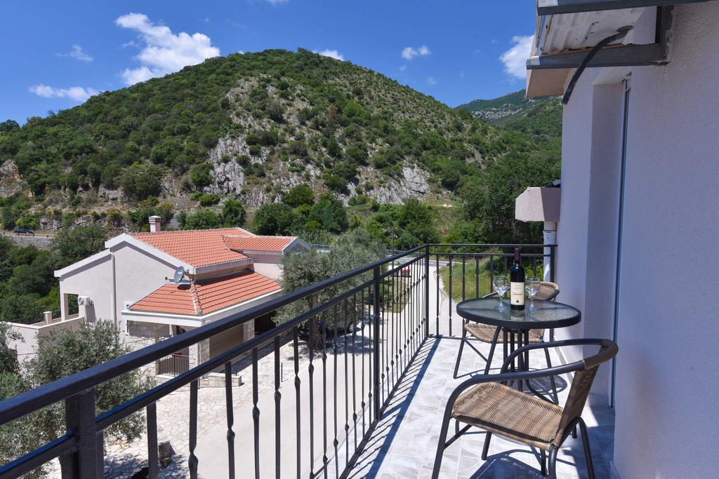 Vila Lucice Petrovac Extérieur photo