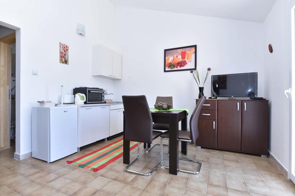 Vila Lucice Petrovac Extérieur photo