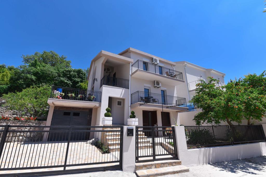 Vila Lucice Petrovac Extérieur photo