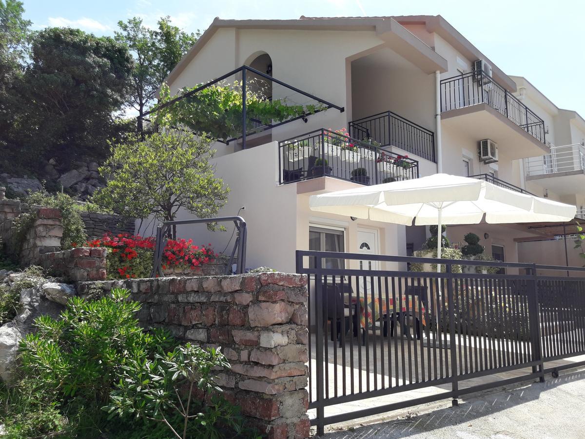 Vila Lucice Petrovac Extérieur photo